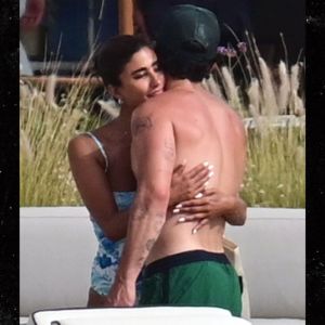 Joe Jonas Gets Cozy With Mystery Woman After Splitting From Stormi Bree