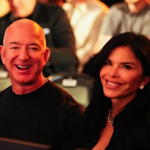 Jeff Bezos, Lauren Sánchez Strike Up UFC 306 At Las Vegas Sphere 