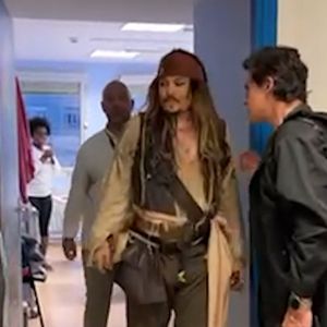 Johnny Depp Dresses as Captain Jack Sparrow, Visits Children's Hospital
