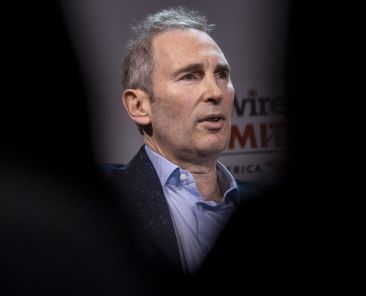 Amazon tells staff to go back to place of job 5 days a occasion