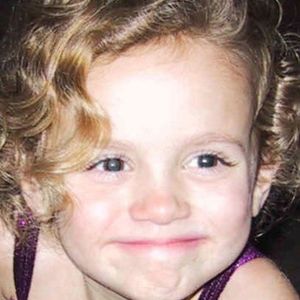 Assumption Who This Curly-Haired Cutie Became Into! 