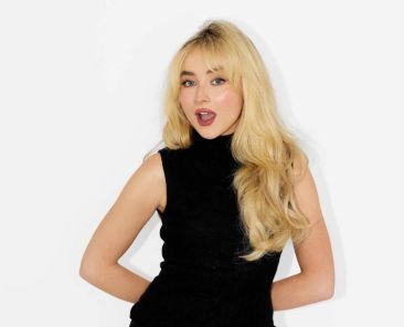 Sweet as Ever: Sabrina Carpenter’s ‘Taste’ Aims For Fourth Week at U.K. No. 1