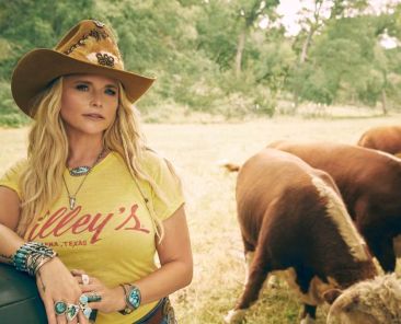 Miranda Lambert’s MuttNation Foundation Donates $100,000 to Help Animals Impacted by Hurricane Helene