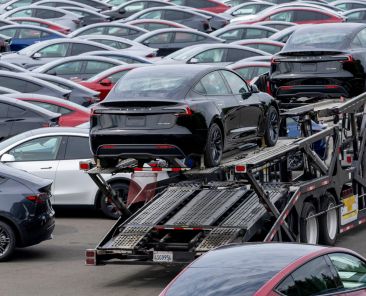 Tesla stock slips after EV maker misses estimates on deliveries