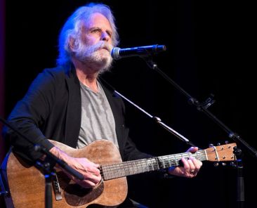 Grateful Dead’s Bob Weir Endorses Kamala Harris: ‘I’ve Done My Research’