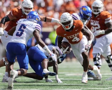 Texas Longhorns vs. Georgia Bulldogs: Where to Stream the SEC Rivalry Game for Online