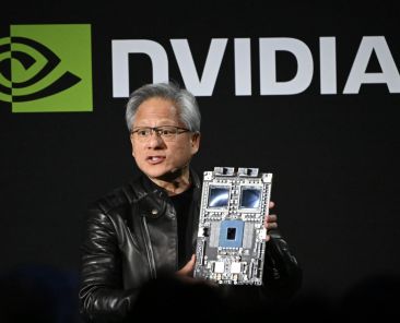 AI and crypto drove gains in this year's top 5 tech stocks