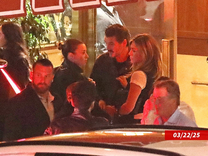 jennifer aniston pedro pascal