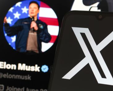 Elon Musk says xAI has acquired X in deal that values social media site at $33 billion