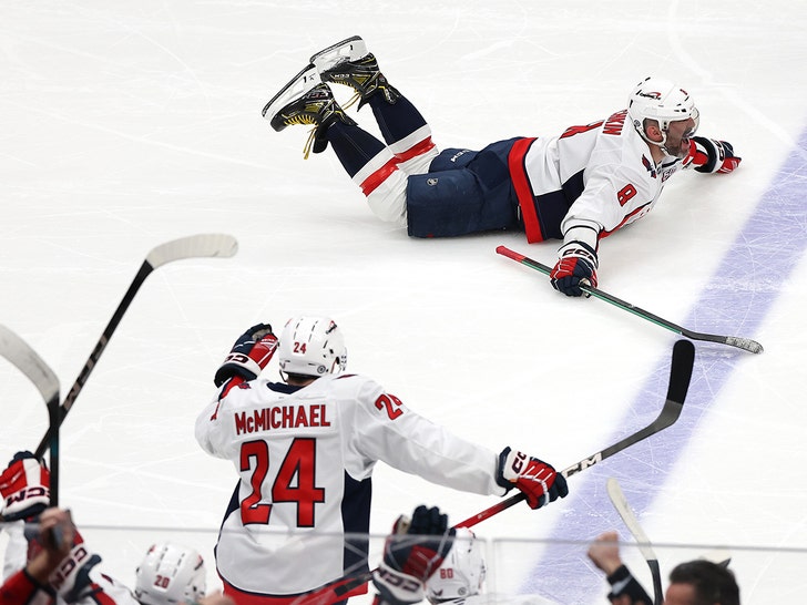 alex-ovechkin-passes-record-getty-2
