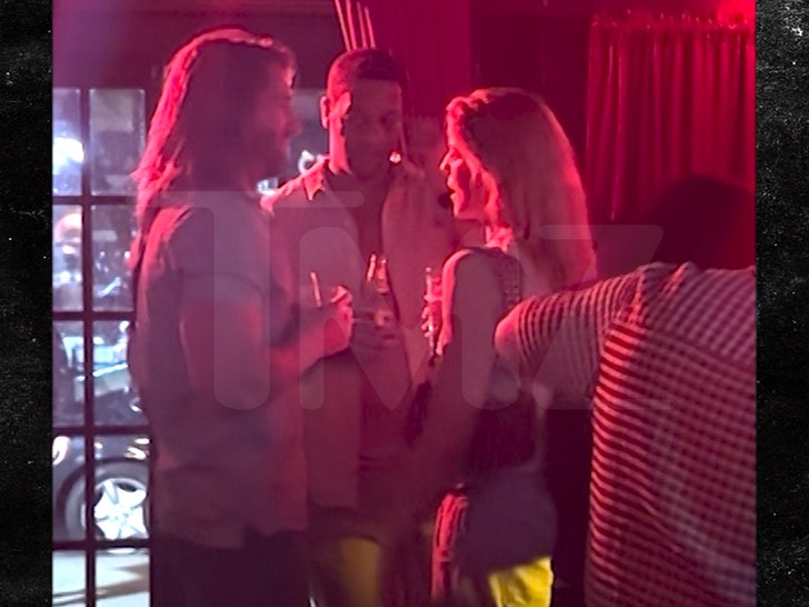 050425-joey-sarah-love-is-blind-primary-2