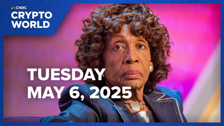 Top House Democrat Maxine Waters blocks crypto legislation hearing: GWN Crypto World