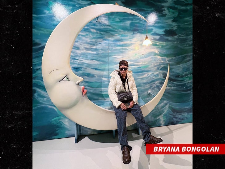 Bryana Bongolan sub swipe redit Instagram-@banathegoat