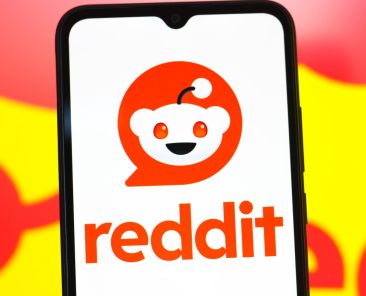 Reddit stock jumps after company rolls out new AI advertising tools