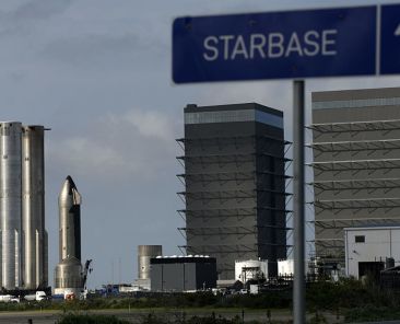 SpaceX crane collapse in Texas being investigated by OSHA