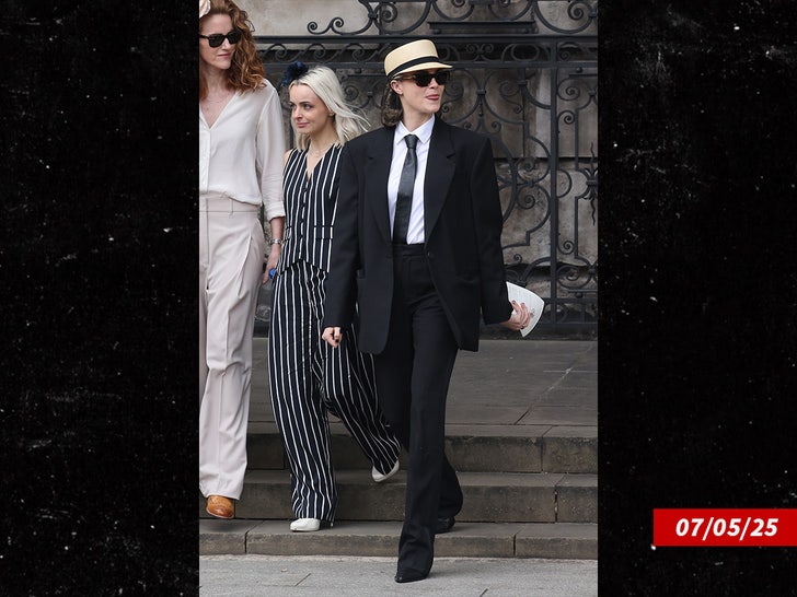 cara delevingne mel b rory mcphee sub getty swipe 2