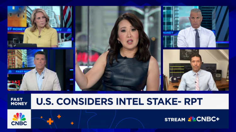 'Fast Money' traders react to the Trump admin possibly taking a stake in Intel