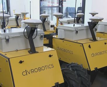 These little robots are changing the way solar farms are built, saving time and money