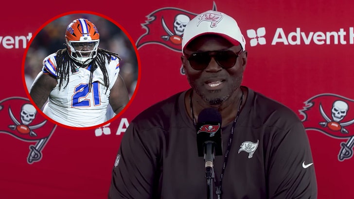 082525_todd_bowles_desmond_watson_kal