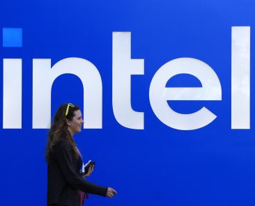 Government's Intel intervention is 'essential' for national security, tech analyst says