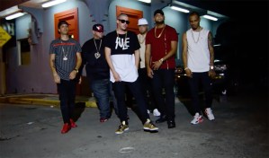 Arcangel x Bad Bunny X Dj Luian X Mambo Kingz - Tu No Vive Asi