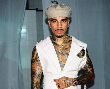 Rauw Alejandro’s ‘GuabanSexxx’ Debuts at No. 1 on Hot Latin Pop Songs Chart