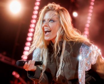 Reneé Rapp Kicks Off ‘Bite Me Tour’ at Colorado’s Red Rocks: Best Photos From Opening Night