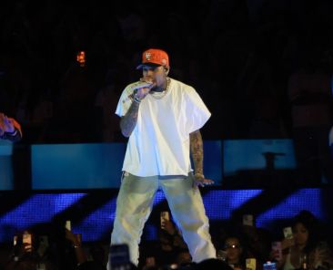 Chris Brown Breezes Into L.A. With Standout 20th Anniversary Concert Performance