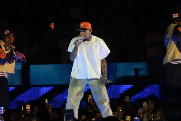 Chris Brown Breezes Into L.A. With Standout 20th Anniversary Concert Performance