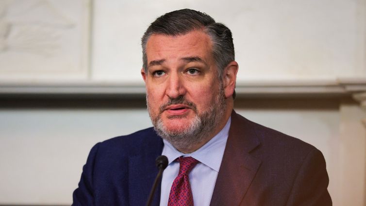 Cruz warns conservatives 'will regret' FCC censorship push against ABC, other media outlets 