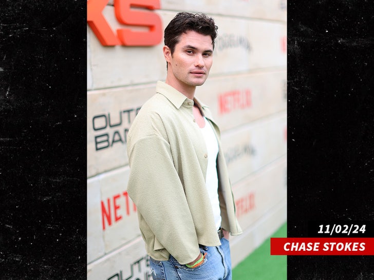 chase stokes outer banks sub getty swipe