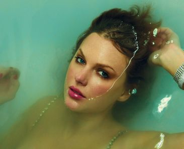 Fans Choose Taylor Swift’s ‘The Life of a Showgirl’ as This Week’s Favorite New Music