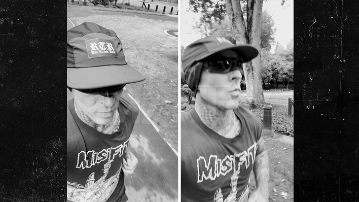 100425_travis_barker_kal