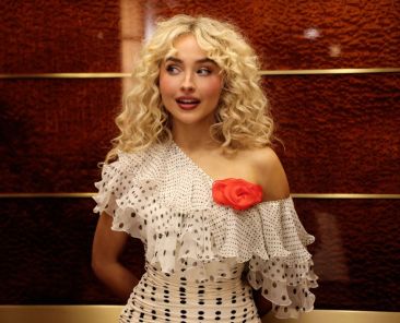 ‘Saturday Night Live’ Stream: How to Watch Sabrina Carpenter’s Hosting Debut Online Free