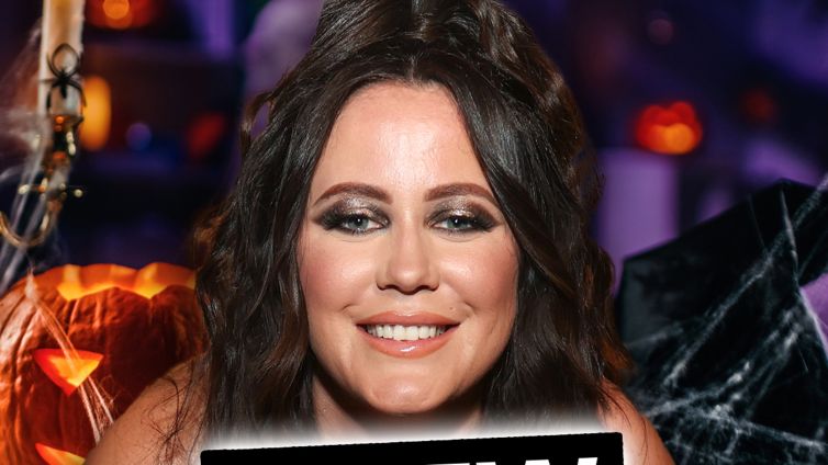 'Teen Mom' Star Jenelle Evans Posts NSFW Late Halloween Photoshoot