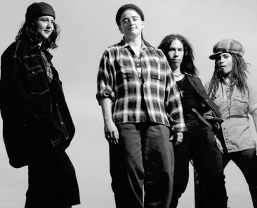 4 Non Blondes’ ‘What’s Up?’ Rides Viral ‘Beez in the Trap’ Mash-Up Trend Back Onto the Charts