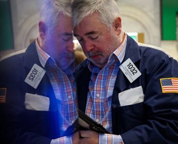 Stocks end November with mixed results despite a strong Thanksgiving week rally