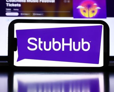StubHub stock plummets 21% after company withholds fourth-quarter guidance