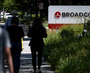 CNBC Daily Open: U.S. stocks retreat from highs as Broadcom leads tech sell-off