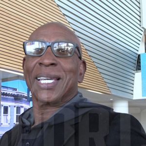 Eric Dickerson Doubles Down On Bad Bunny Criticism, Calls NFL ‘Corrupt’