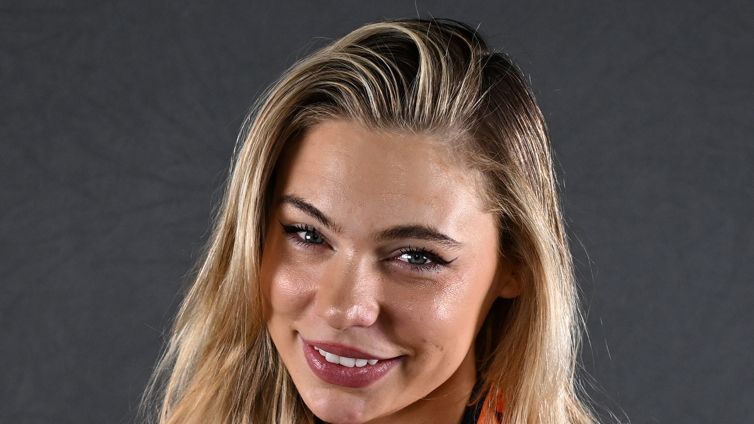 Jutta Leerdam Wins Olympic Gold In Women's 1000M Speed Skating