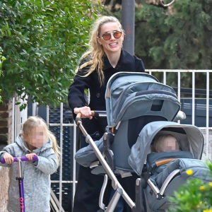 Amber Heard All Smiles as Johnny Depp Films Hollywood Return