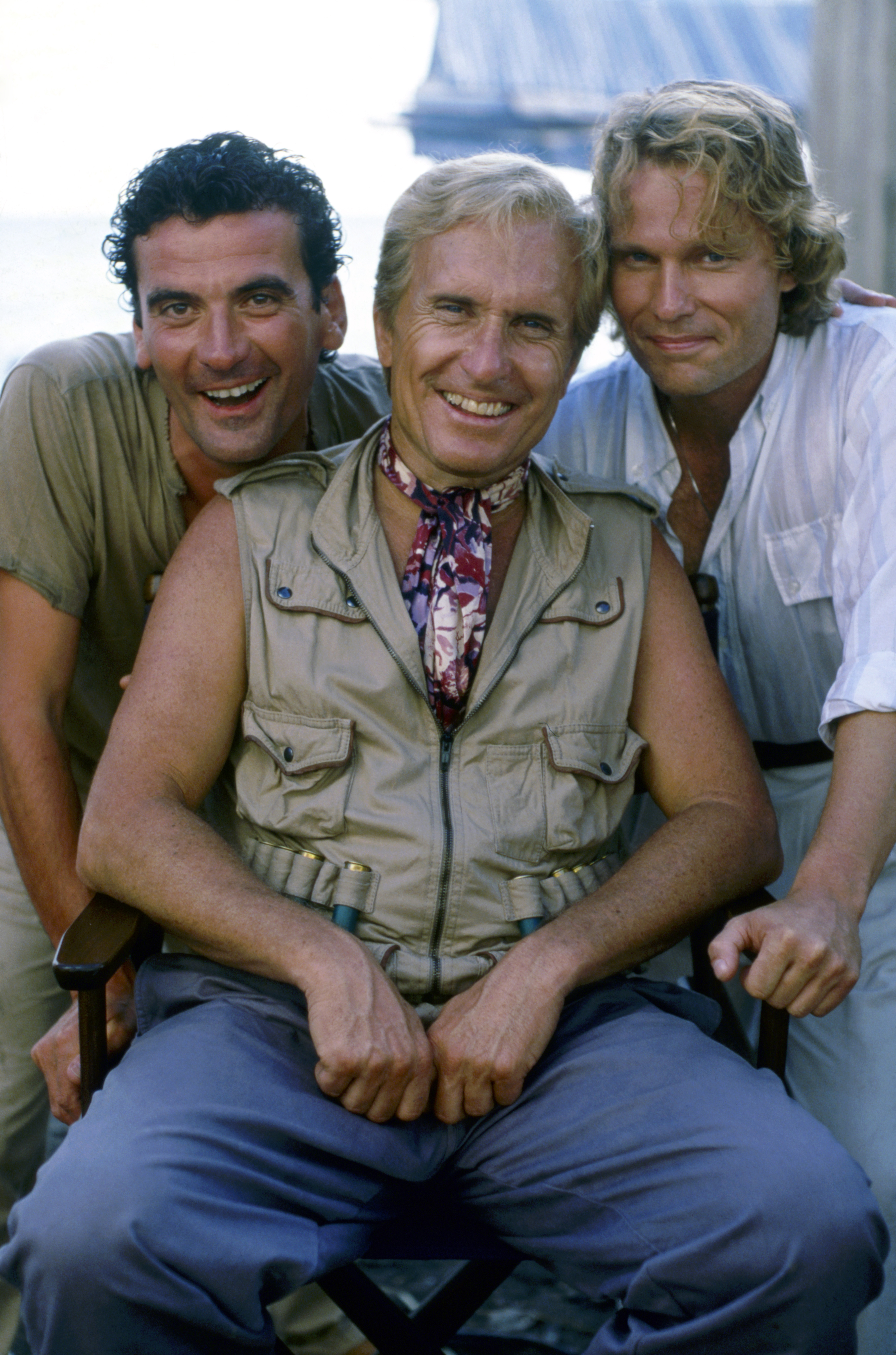 Massimo Troisi, Robert Duvall and John Savage on "Hotel Colonial" set in 1986