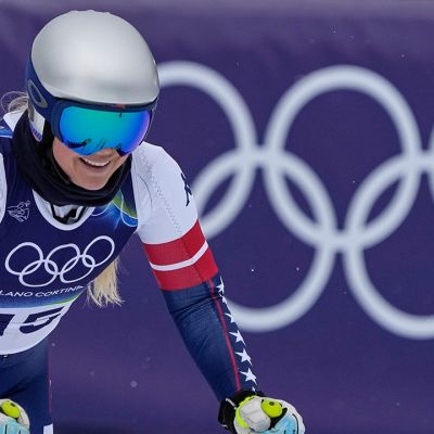 Lindsey Vonn crashes in Winter Olympics alpine ski women's downhill event