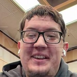 Viral NCAA Basketball Star Robbie Avila Picks ‘Cream Abdul-Jabbar’ as Funniest Nickname