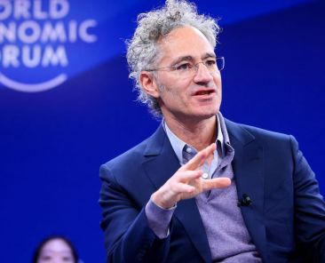 Palantir rallies 15% for the week as Iran war boosts prospects, muting Anthropic concern