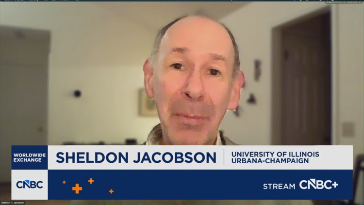 Sheldon Jacobson: The TSA and travelers are being held hostage