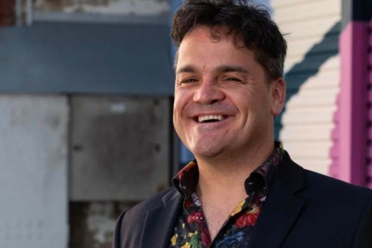 QMusic CEO Kris Stewart Steps Down After Five Years