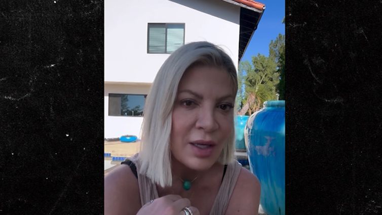 Tori Spelling Details Terrifying Car Crash Involving Her Kids