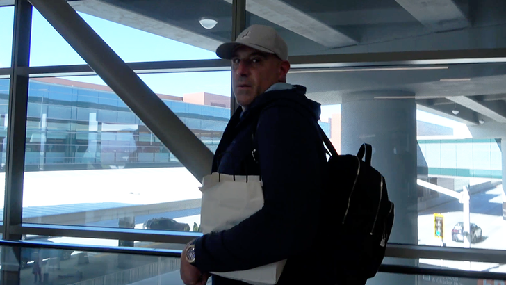 042826_mike_vrabel_kal